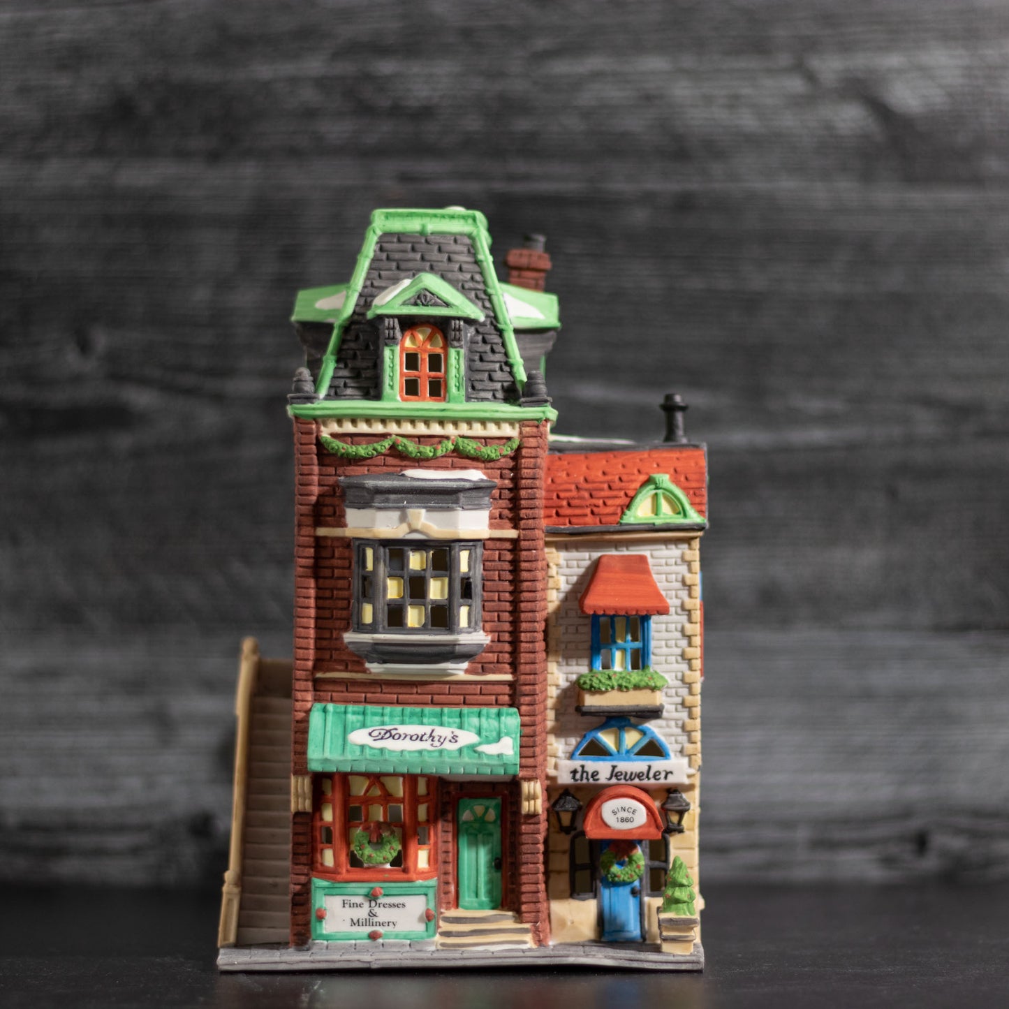 Dorothys Dress Shop (3022/12000)