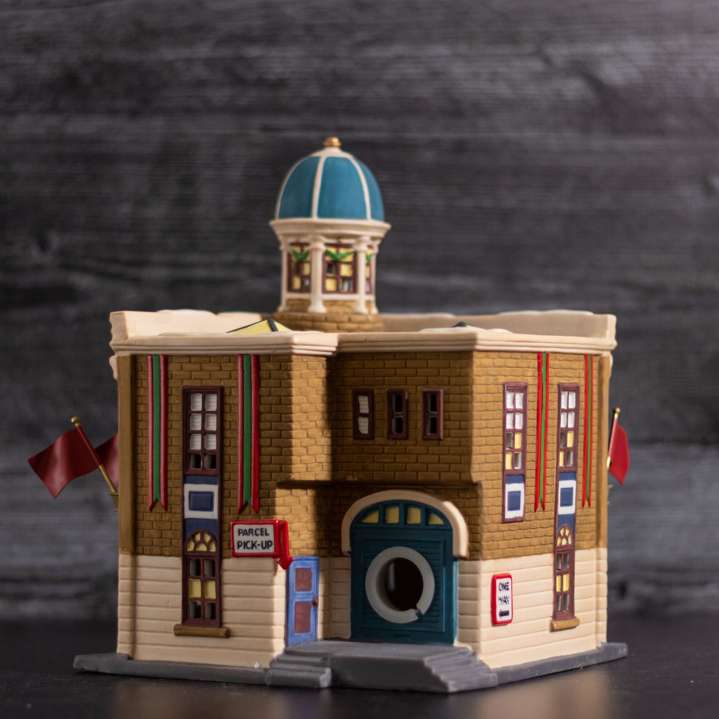 Hollydales Department Store