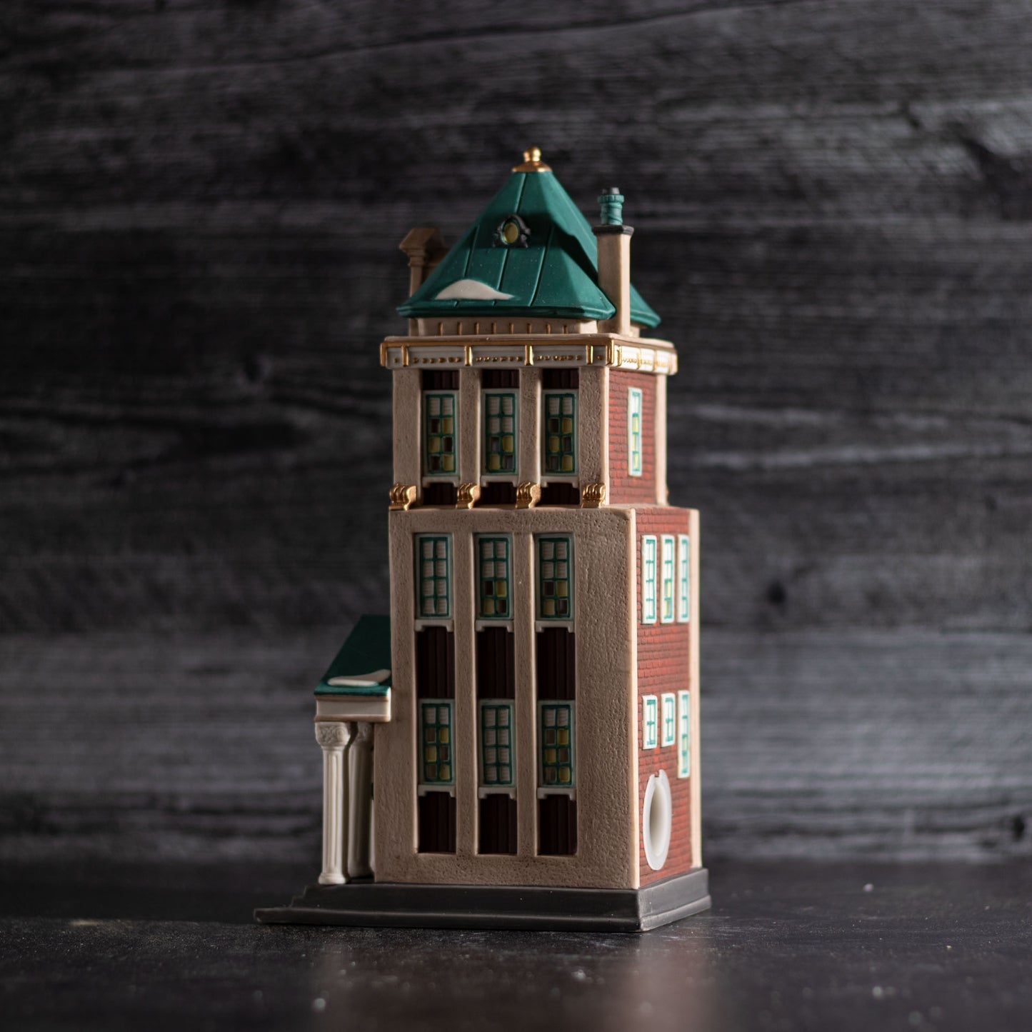 Brokerage House