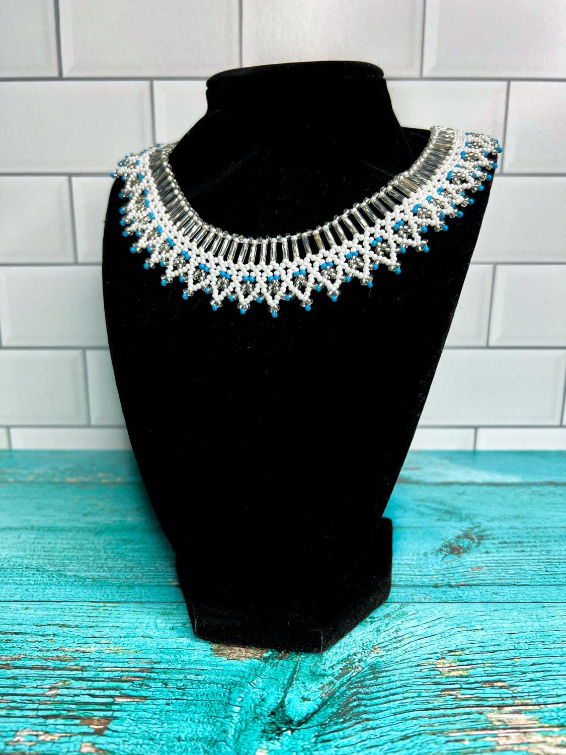 Ukrainian Handmade Beaded Necklace UBN05-W-C