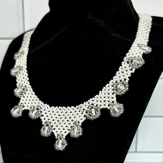 Ukrainian Handmade Beaded Necklace UBN09-W-DOT